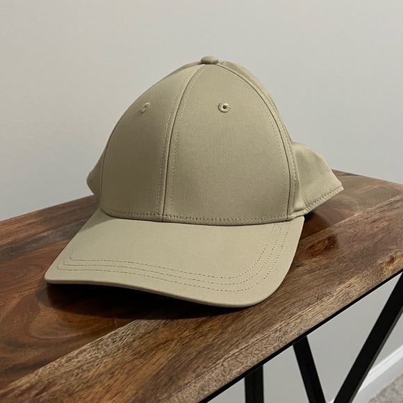 Lululemon Men’s SnapBack Hat - Picture 3 of 6